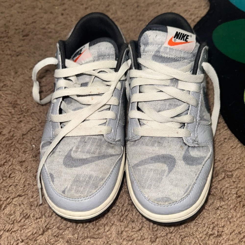 Nike Black and Gray Sneakers